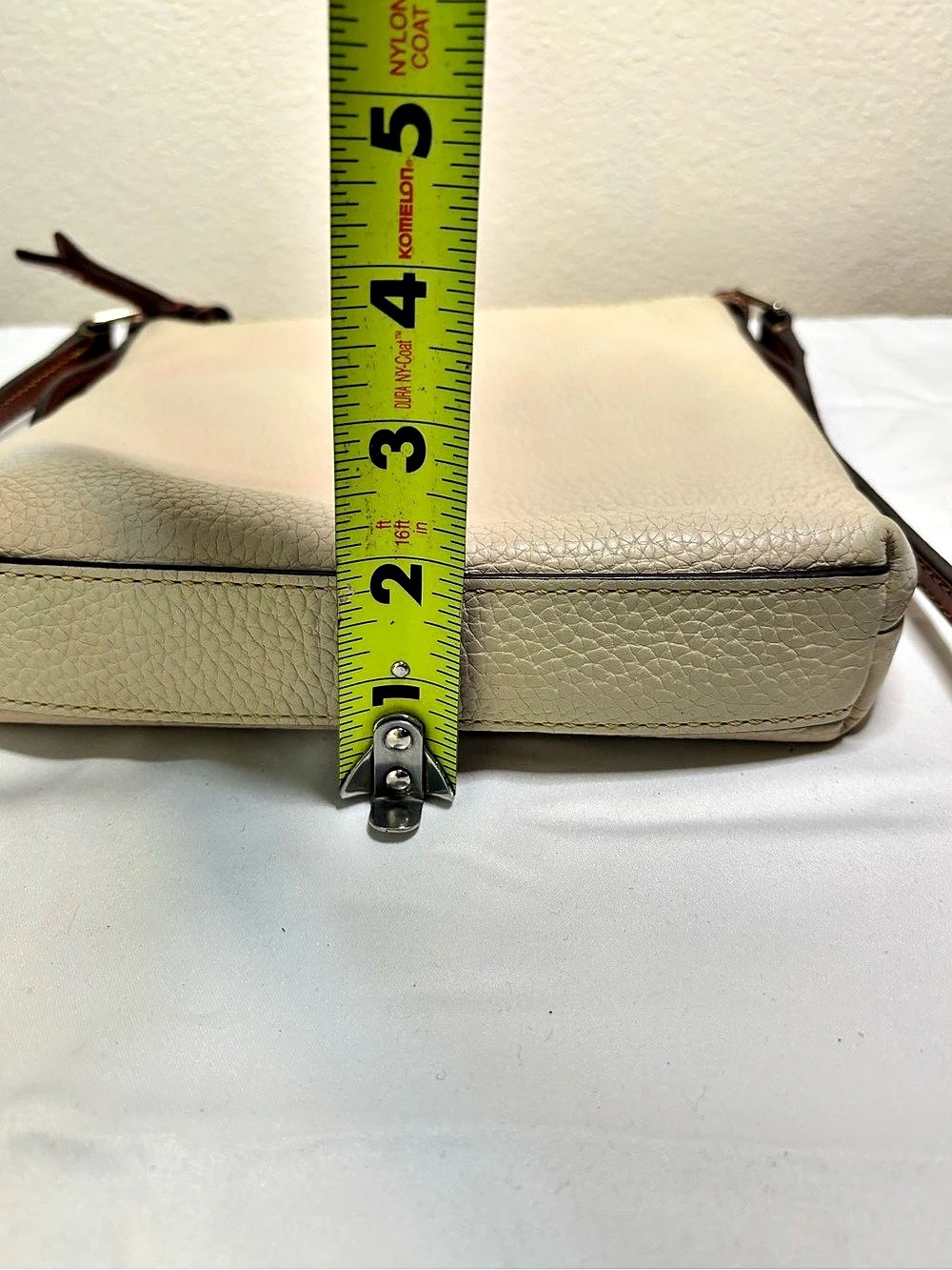 Dooney & Bourke Pebble Grain Zip Crossbody Cream & Brown Bag - Picture 12 of 15